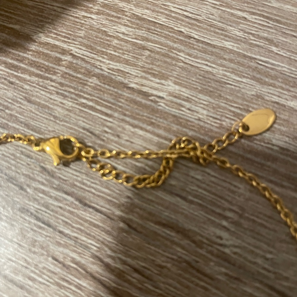 Cali Tiger Ottavia Gold Necklace - Picture 3 of 5